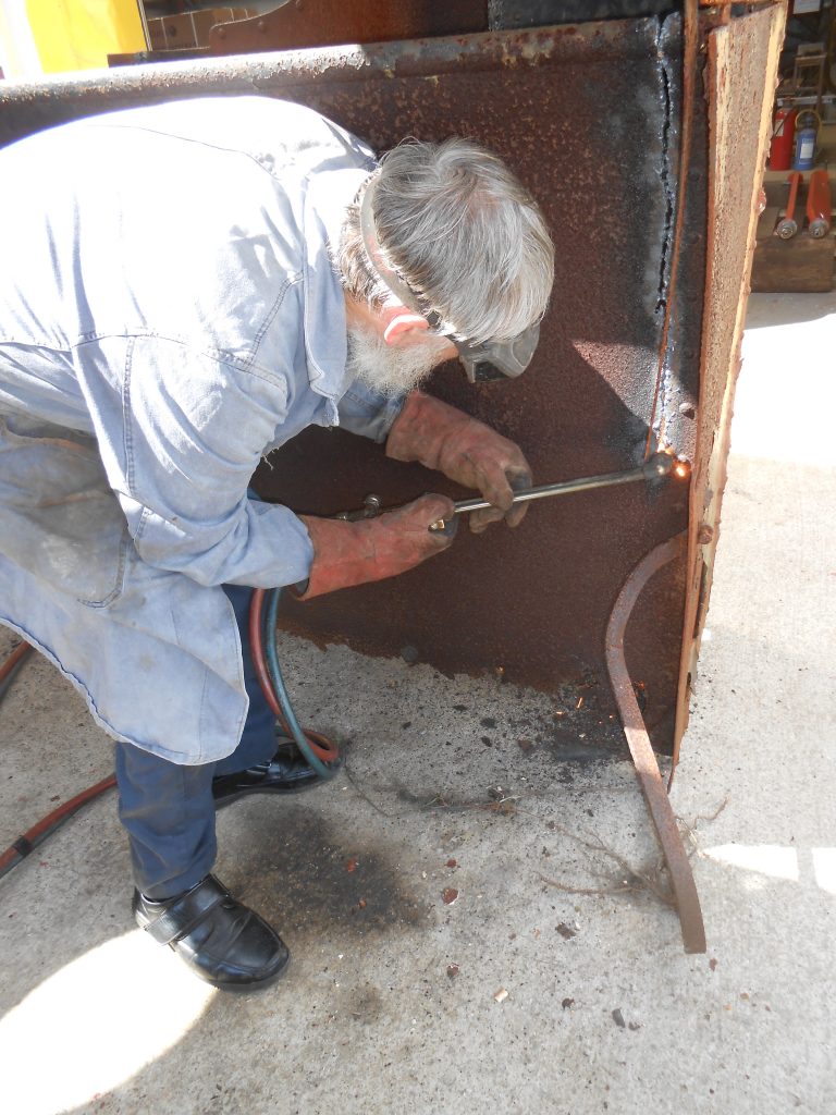 Alan removing the internal bunker