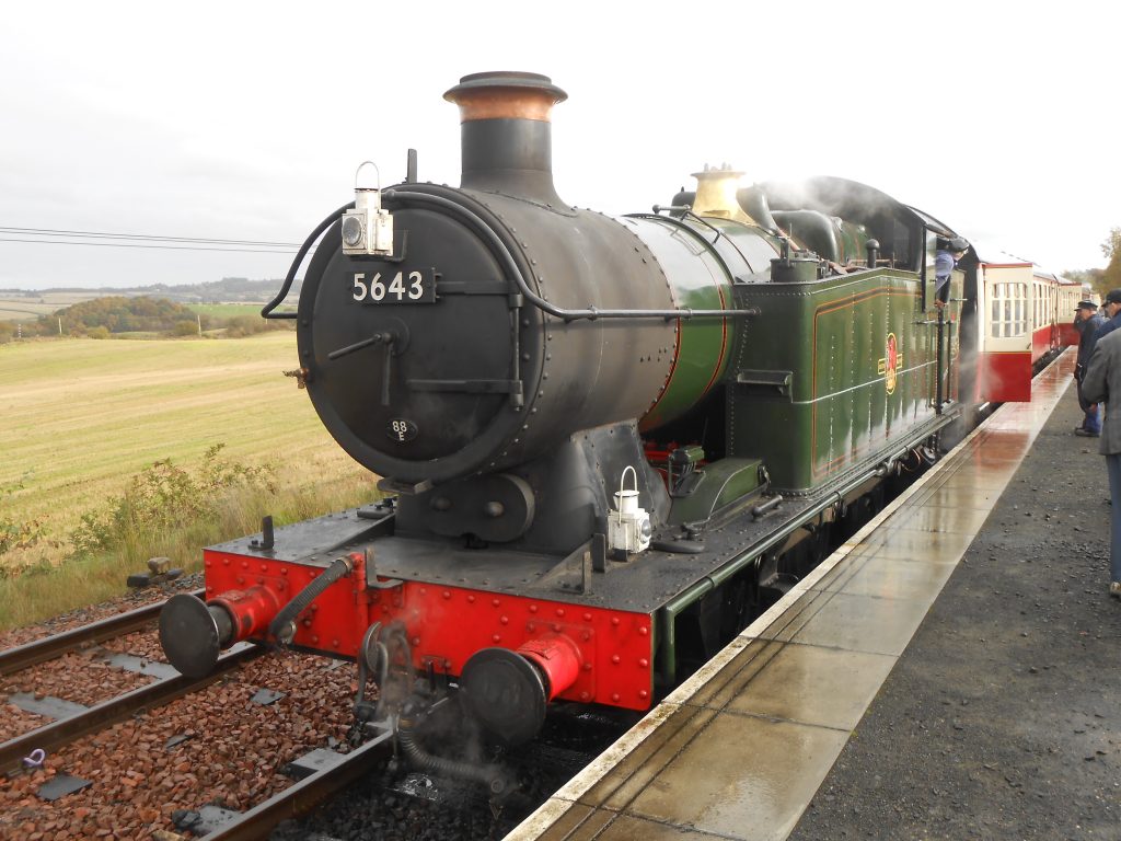 5643 at Manuel on the B&KR on Saturday 21st October 2017