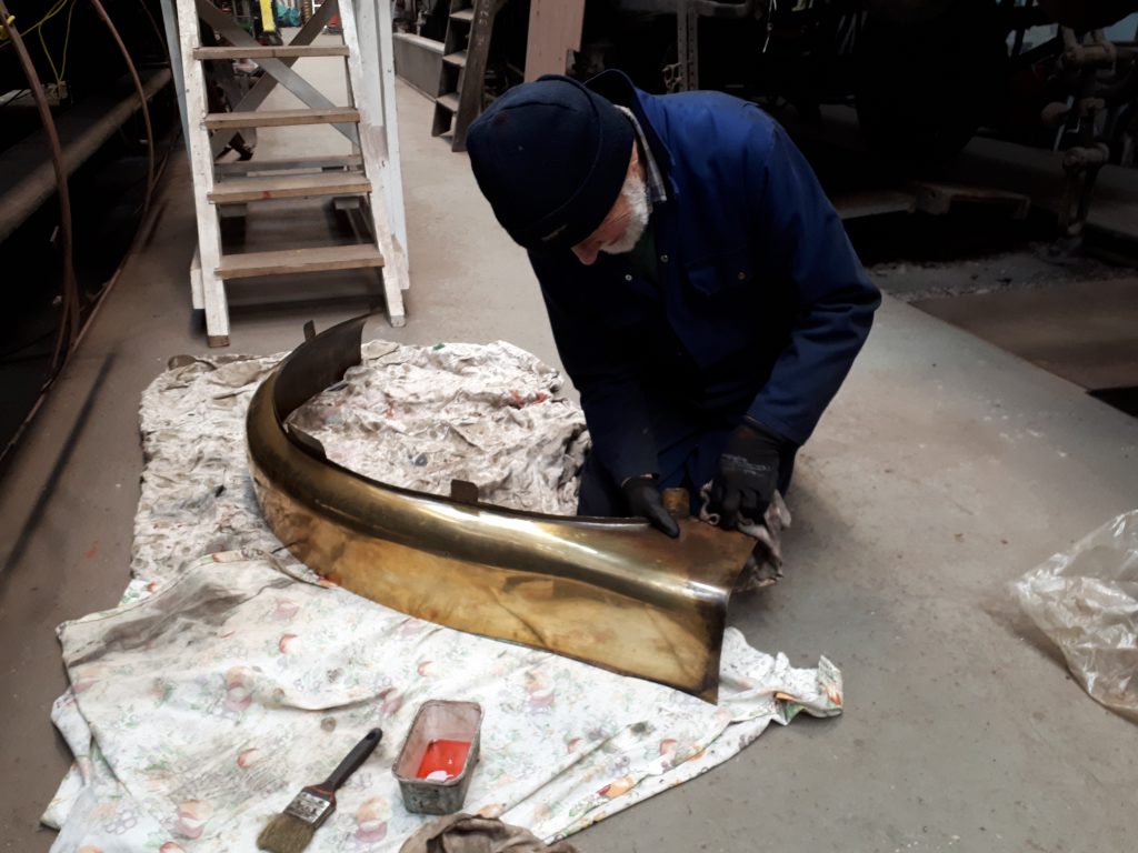 Roger cleans up some of FR 20's brass work