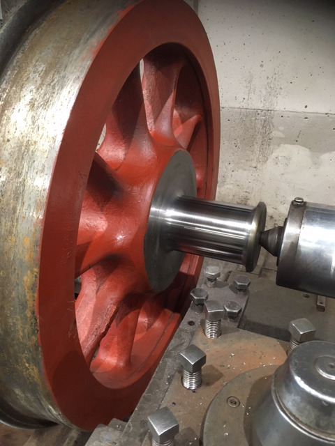 A wheelset from FR20 in the lathe