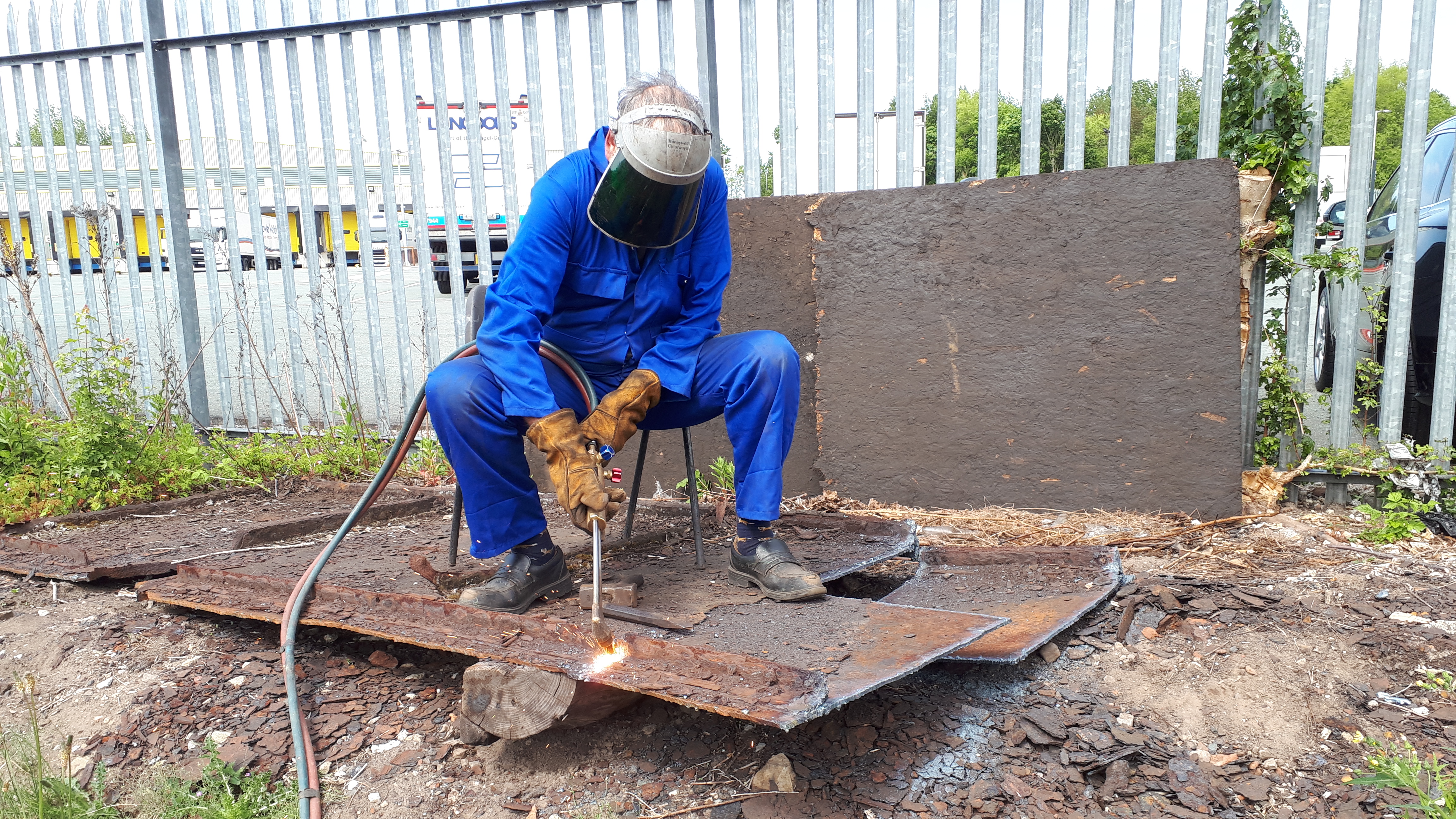 Keith cuts up the remains of Wootton Hall's old tender tank