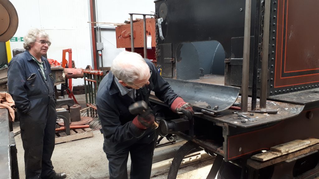 John Dixon removing the fall plate on FR 20's tender