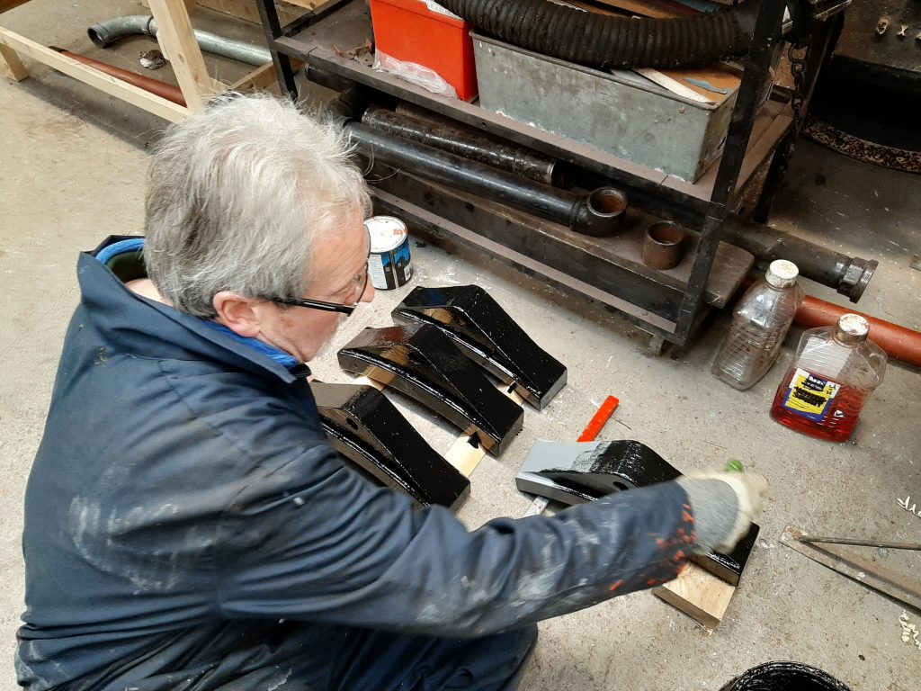 Paul Balshaw painting tender brake blocks