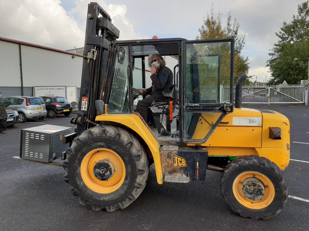 Ade with the 4WD fork lift