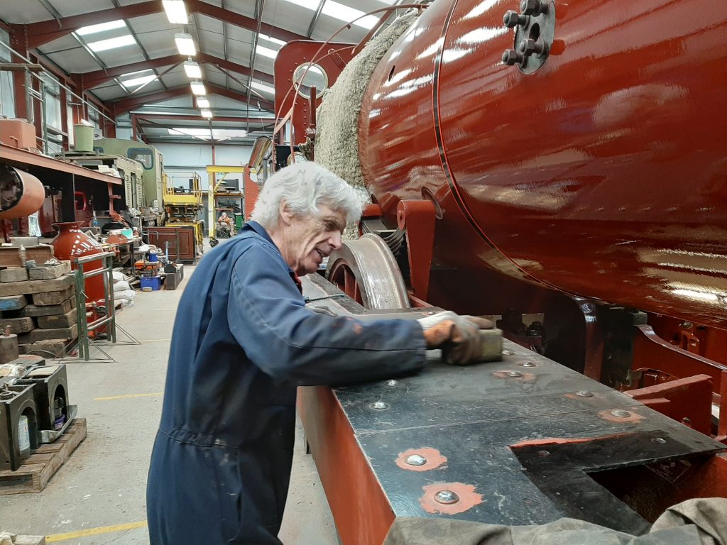 Ed rubbing down the running plate on FR 20