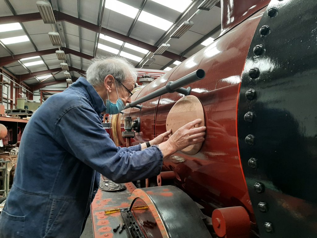 John Dixon tests the fit of the new pattress for FR 20