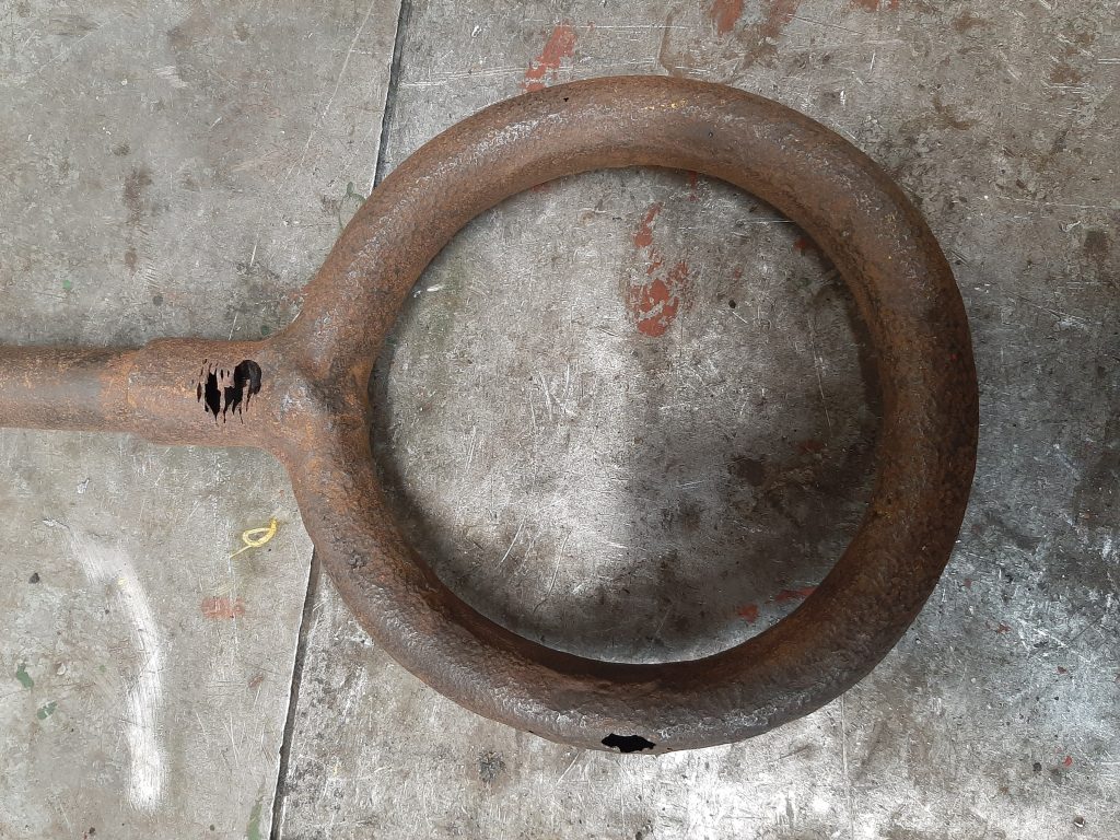 The underside of the old blower ring
