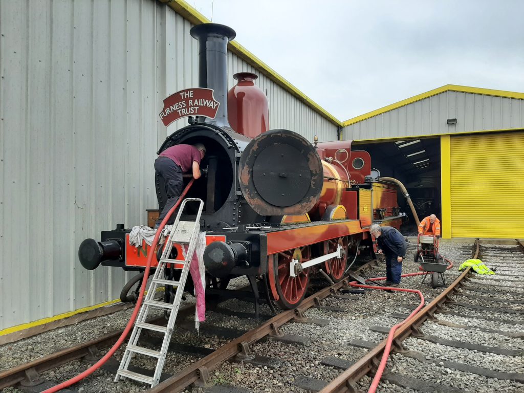 Jon Dixon, Alan and Neil Glover during FR 20's boiler wash out on Wednesday, 24th November 2021