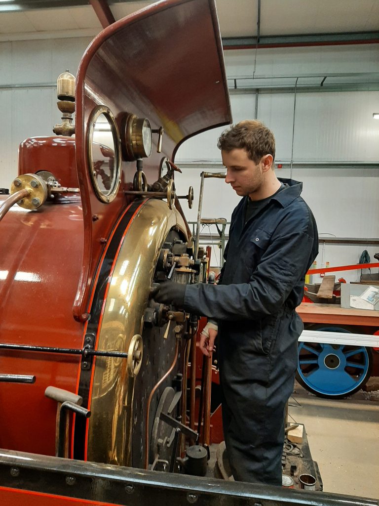 Sam fitting a washout plug on FR 20