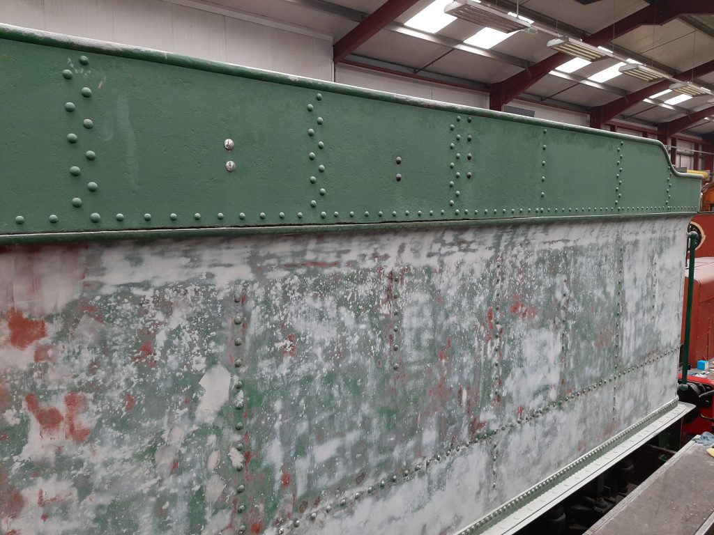The smoothed-off filler on the left hnd side of Wootton hall's tender tank.