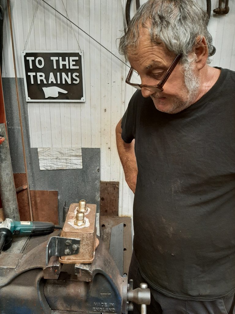 Keith with new oil pot for Wootton Hall