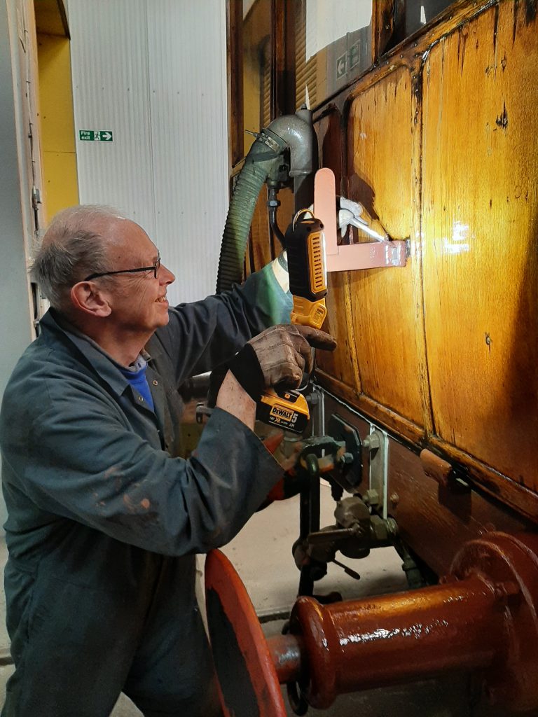 John Dixon painting a lamp bracket on GER No. 5