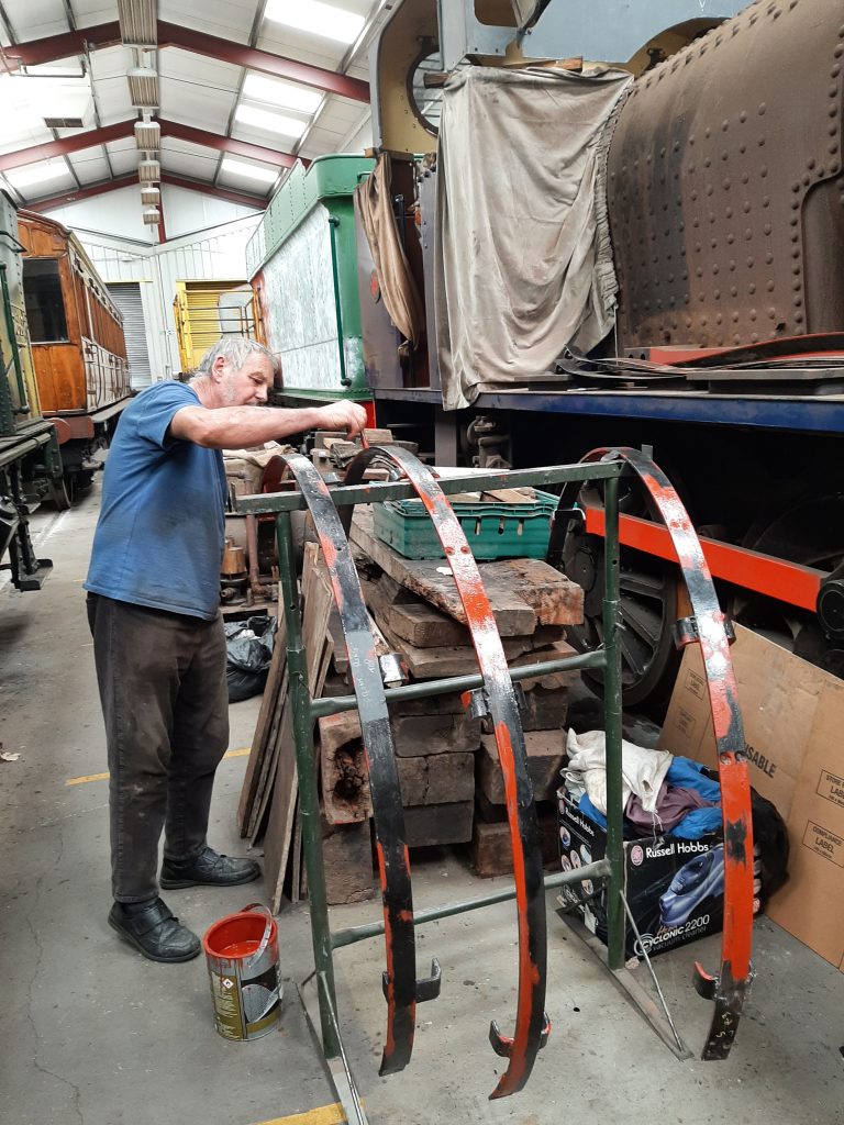 Keith painting 5643's boiler crinolines