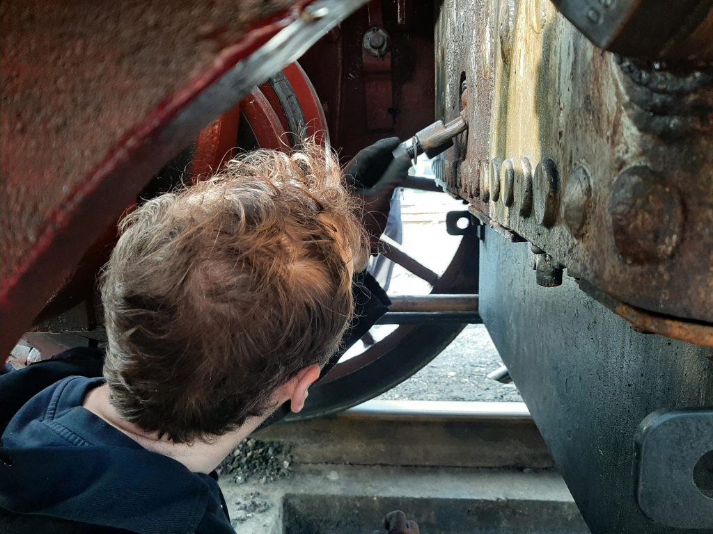 Sam fits one of FR 20's mudhole doors