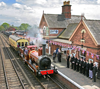 David Wilcock's stunning image of FR20 on Royal Train duty arriving at Bewdley station