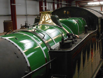 BR Improved Undercoat Green. Or possible something from the Southern Railway?!